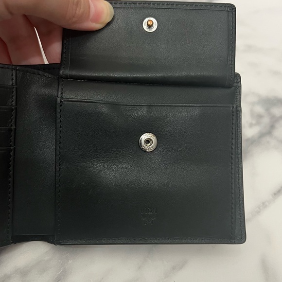 Vintage MCM | Men’s Visetos Bifold Wallet Black - Picture 9 of 10